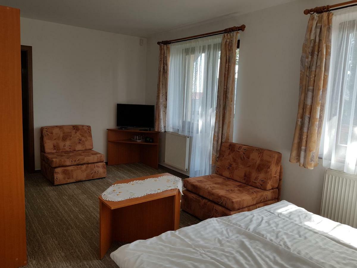 Štrba Guest House Boba מראה חיצוני תמונה