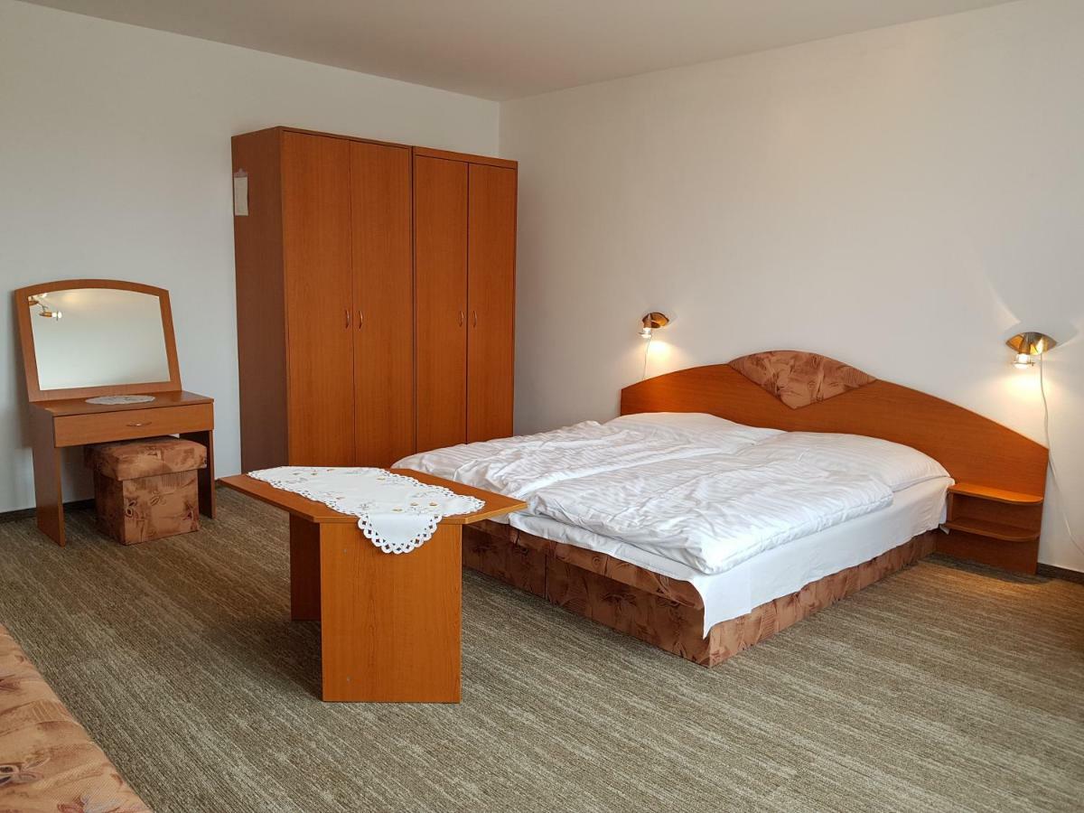 Štrba Guest House Boba מראה חיצוני תמונה