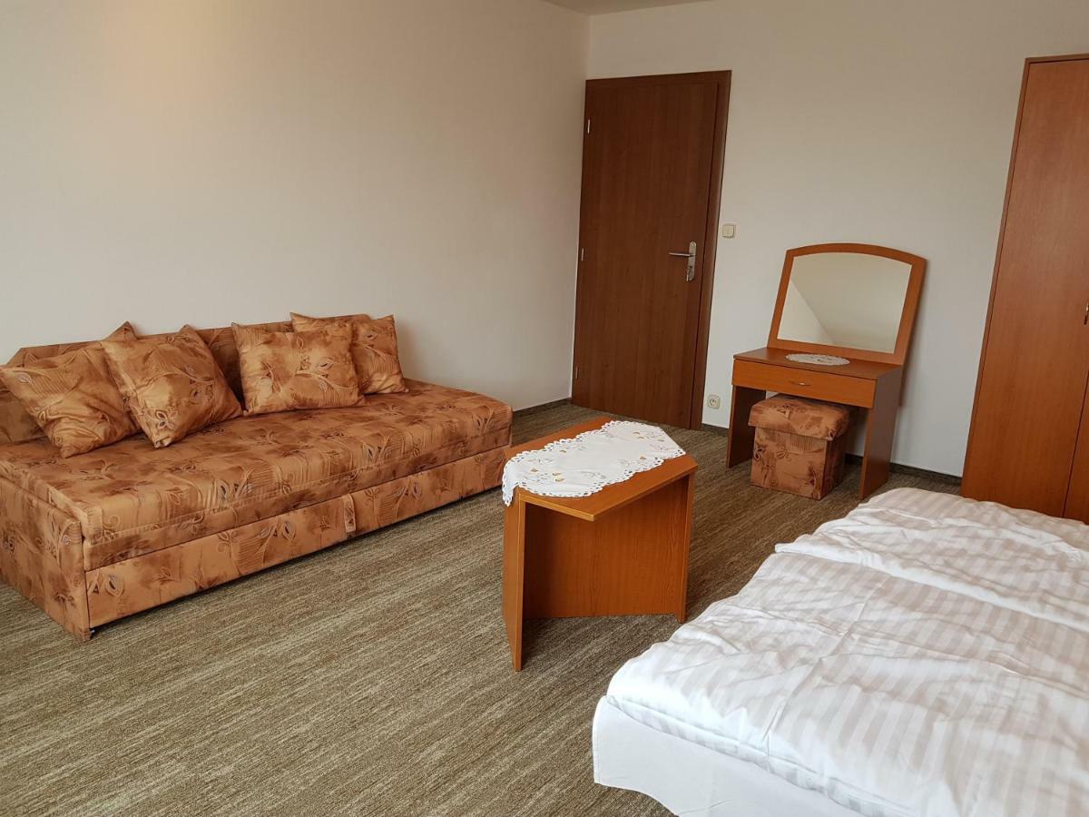 Štrba Guest House Boba מראה חיצוני תמונה