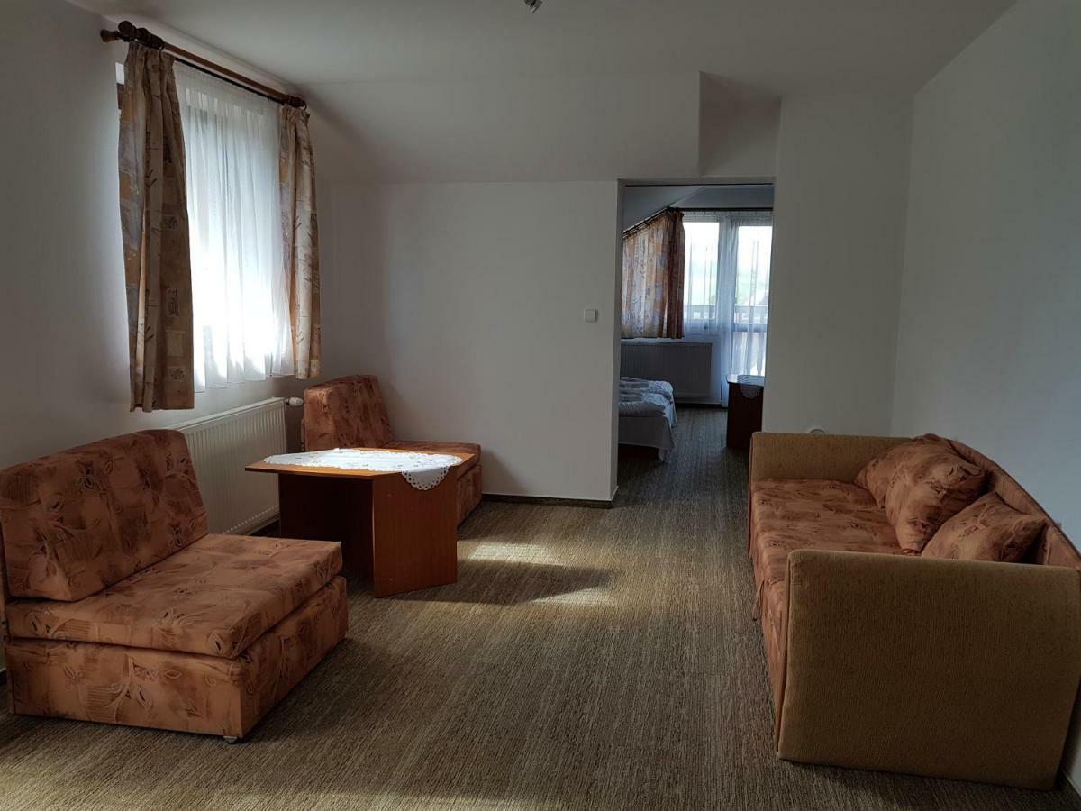 Štrba Guest House Boba מראה חיצוני תמונה