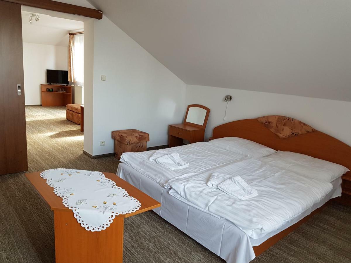 Štrba Guest House Boba מראה חיצוני תמונה